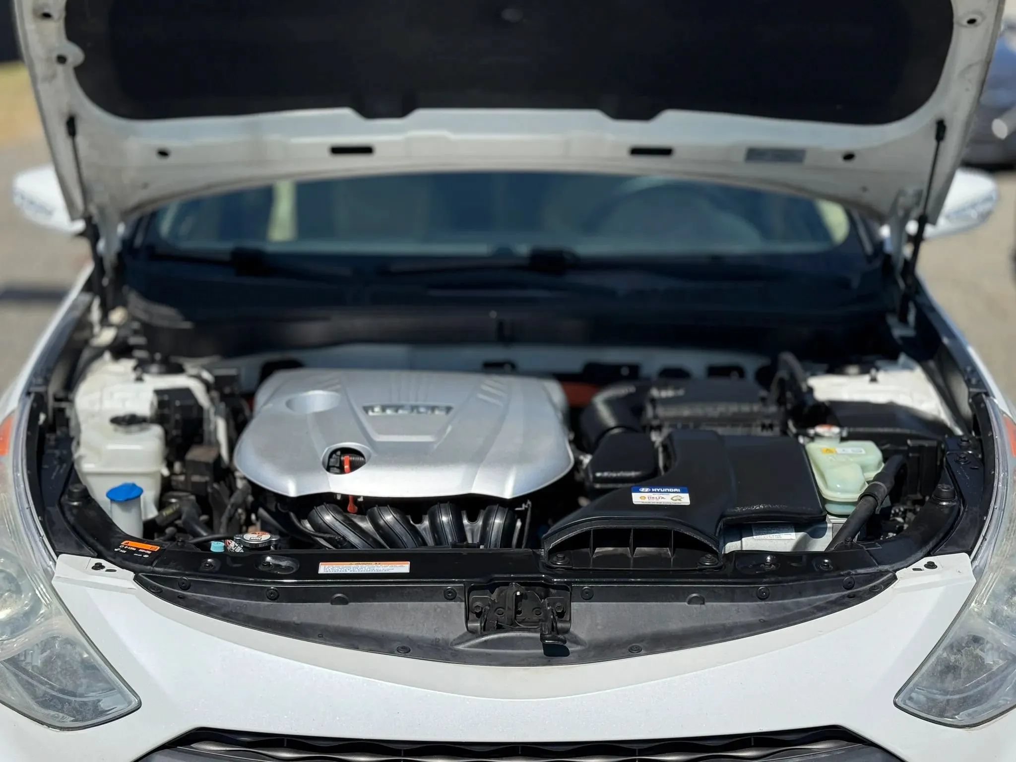 Used 2015 Hyundai Sonata Limited w/ Option Group 02 FWD image 30