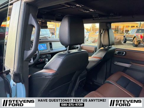 Used 2023 Ford Bronco Outer Banks image 37