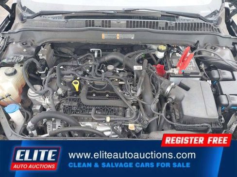 Used 2020 Ford Fusion SE image 20
