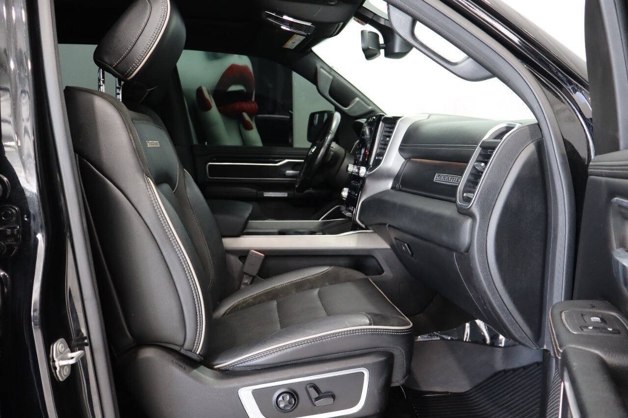 Used 2020 RAM 1500 Laramie w/ Sport Appearance Package AWD/4WD image 10