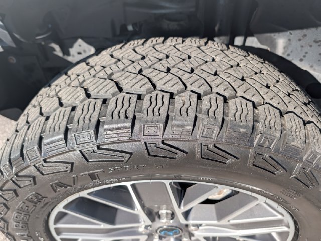 Used 2024 Jeep Wrangler High Altitude AWD/4WD image 29