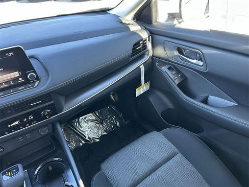 New 2026 Nissan Rogue SV image 9