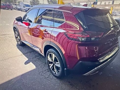 Used 2023 Nissan Rogue Platinum w/ Platinum Premium Package FWD image 8