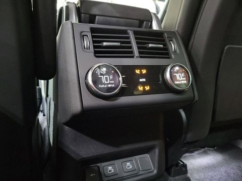 New 2026 Land Rover Discovery Dynamic SE AWD/4WD image 23