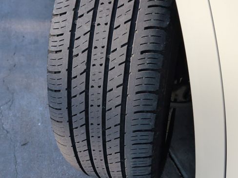 Used 2024 Audi Q5 e Premium Plus w/ Premium Plus Package image 12