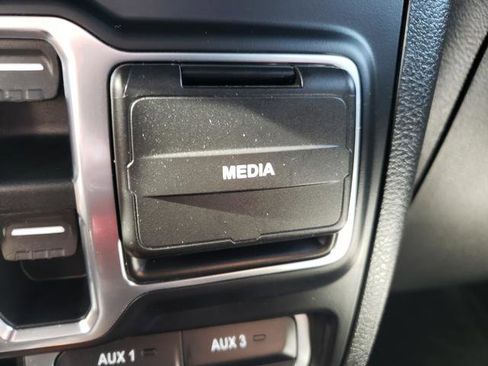 Used 2021 Jeep Gladiator Overland w/ Popular Equipment Package image 23