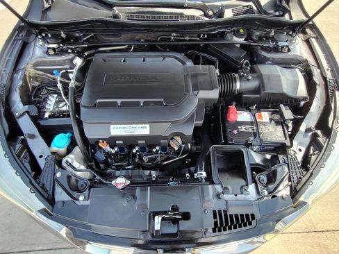 Used 2013 Honda Accord Touring image 51