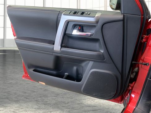 Used 2024 Toyota 4Runner SR5 image 18