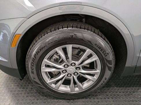 Used 2021 Cadillac XT5 Premium Luxury image 7