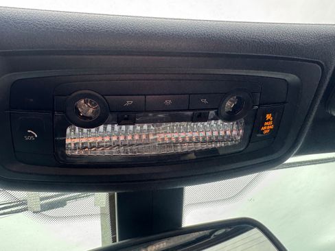 Used 2013 BMW 640i Convertible RWD image 10