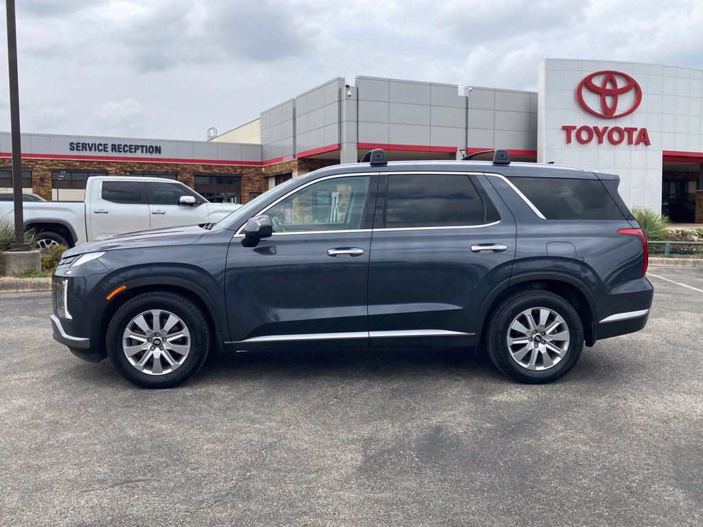 Used 2023 Hyundai Palisade SEL FWD image 8