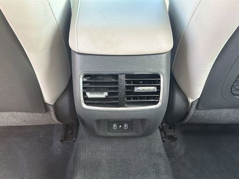 Certified 2025 Hyundai Sonata SEL image 31