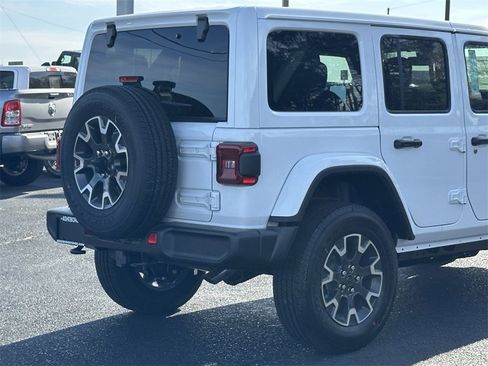New 2025 Jeep Wrangler Sahara image 36