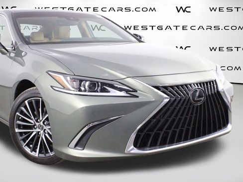 Used 2024 Lexus ES 350 w/ Premium Package image 44