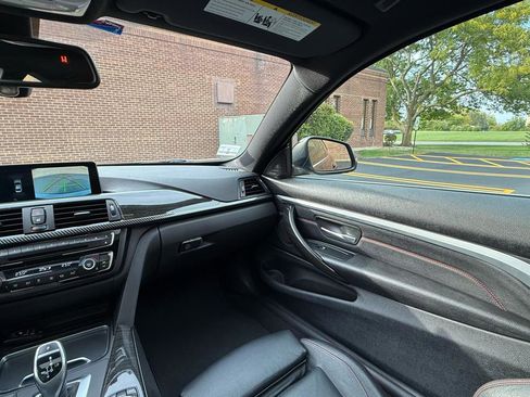Used 2017 BMW 440i Coupe w/ Technology Package RWD image 16