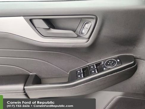 Certified 2025 Ford Escape Active image 23