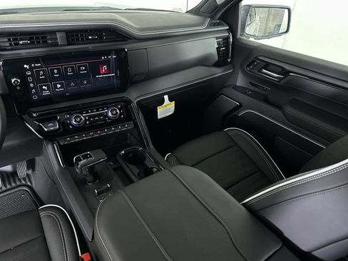 New 2026 GMC Sierra 1500 AT4X AWD/4WD image 36