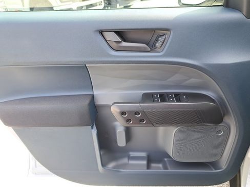 New 2025 Ford Maverick XL image 22