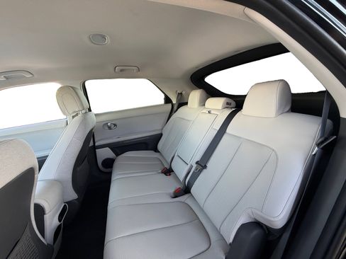 Used 2023 Hyundai Ioniq 5 SEL image 11