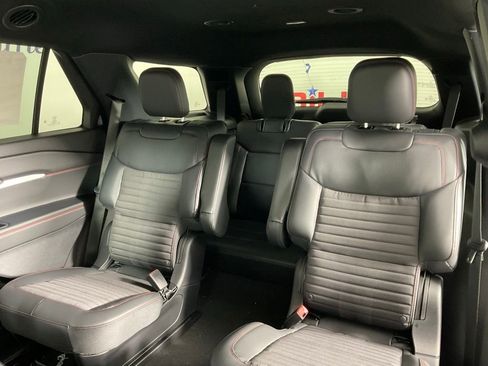New 2026 Ford Explorer ST-Line w/ ST-Line Street Pack RWD image 16