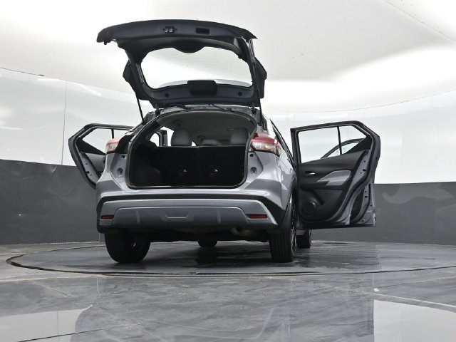 Used 2024 Nissan Kicks SR w/ SR Premium Package FWD image 56