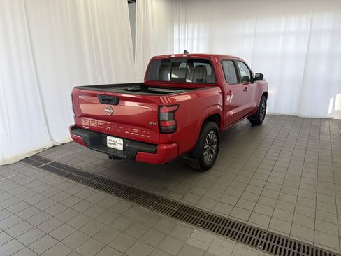Used 2022 Nissan Frontier SV RWD image 5