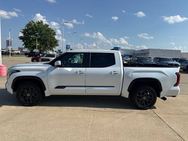 Used 2024 Toyota Tundra Platinum AWD/4WD image 5