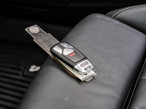 Used 2023 Audi A4 2.0T Premium w/ Convenience Package image 63