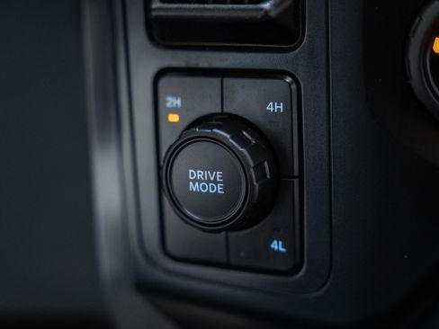 Certified 2022 Ford F150 XLT image 30