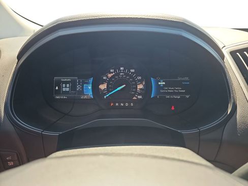 Used 2022 Ford Edge SEL w/ Sport Appearance Package AWD/4WD image 19