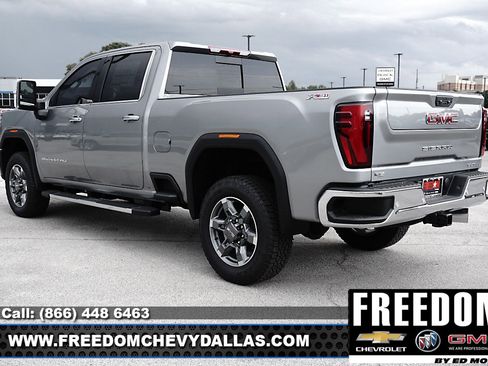 New 2025 GMC Sierra 2500 SLT w/ Texas SLT Premium Package image 5