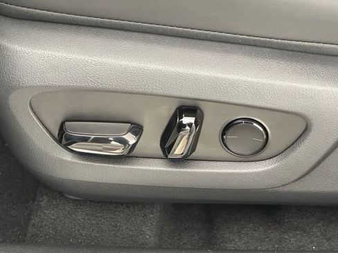 New 2026 Lexus RX 450h AWD image 39