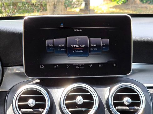 Used 2019 Mercedes-Benz GLC 300 4MATIC Coupe image 22