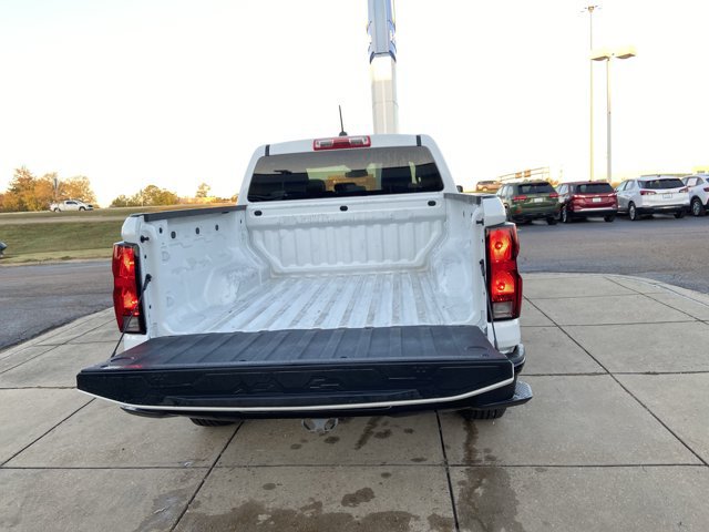 Used 2024 Chevrolet Colorado W/T RWD image 26