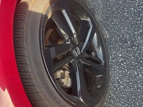 Used 2019 Honda Accord Sport image 12