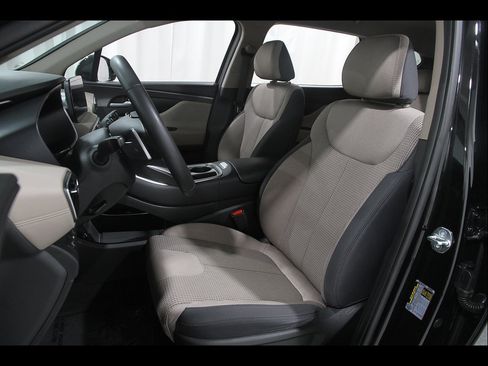 Certified 2023 Hyundai Santa Fe SEL w/ Winter Weather Package AWD/4WD image 5