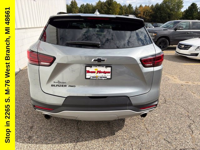 Used 2024 Chevrolet Blazer LT w/ Convenience Package AWD/4WD image 8