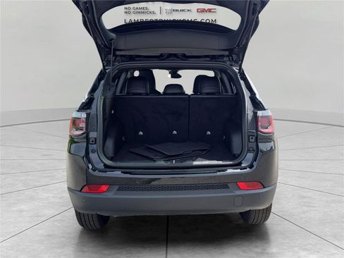 Used 2026 Jeep Compass Limited AWD/4WD image 29