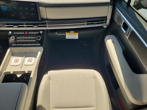 New 2026 Hyundai Santa Fe SE image 13