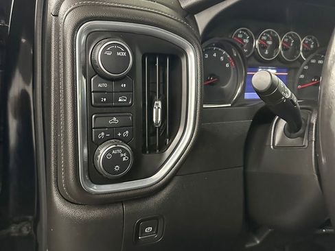 Used 2022 Chevrolet Silverado 1500 LT image 14