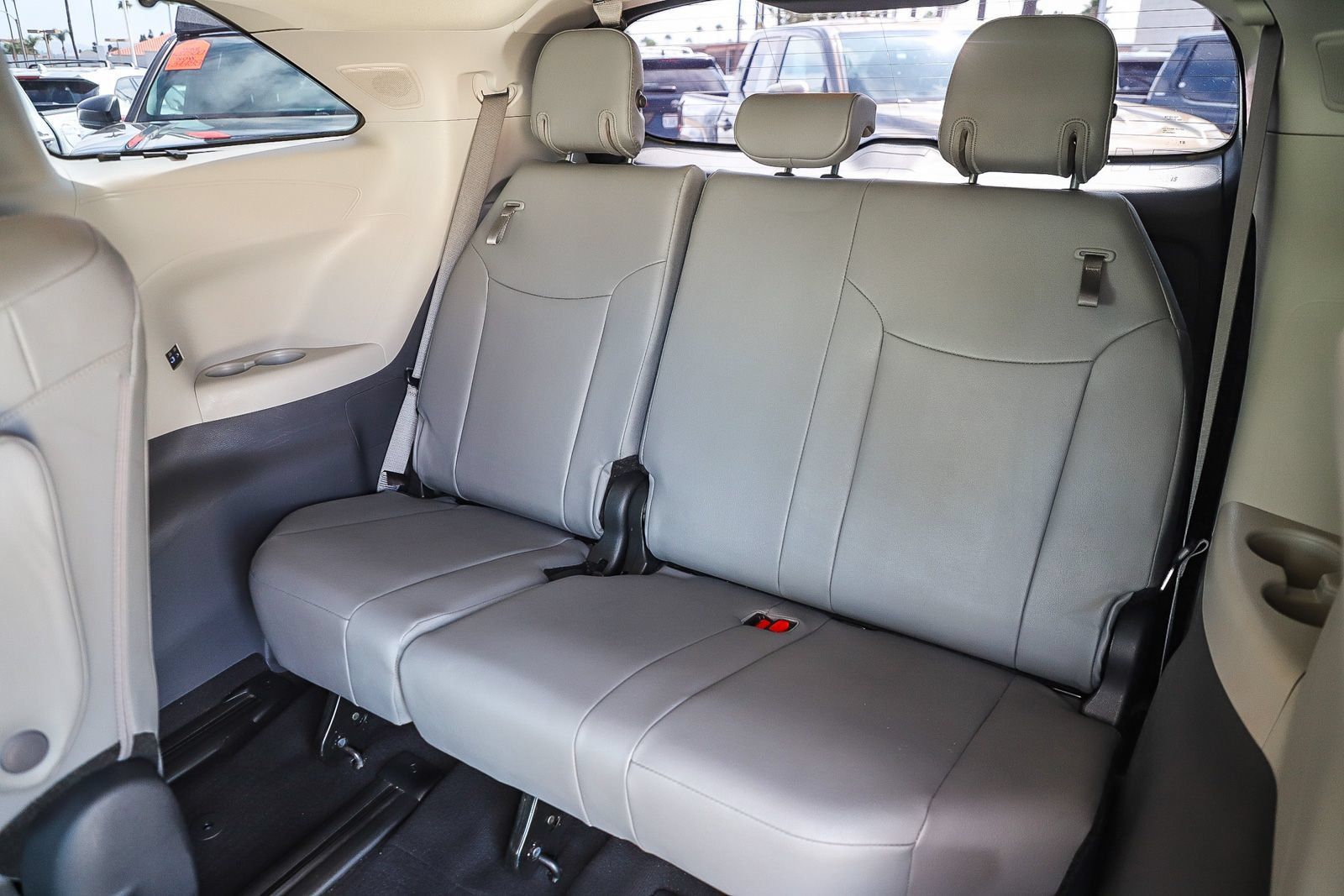 Certified 2023 Toyota Sienna Limited AWD/4WD image 20