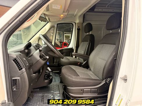 Used 2021 RAM ProMaster 2500 w/ Convenience Group FWD image 22