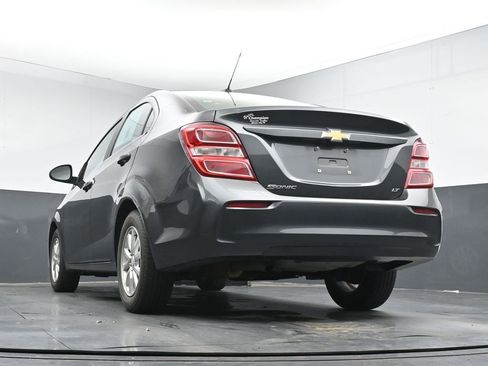 Used 2017 Chevrolet Sonic LT FWD image 21