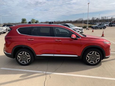 Used 2023 Hyundai Santa Fe Limited image 3