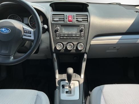 Used 2014 Subaru Forester 2.5i AWD/4WD image 11