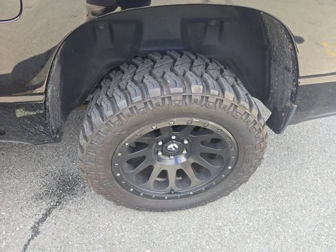 Used 2019 RAM 1500 Sport w/ Level 2 Equipment Group image 18