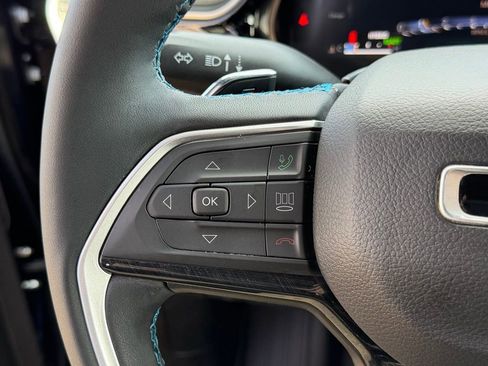 Used 2023 Jeep Grand Cherokee Trailhawk image 22