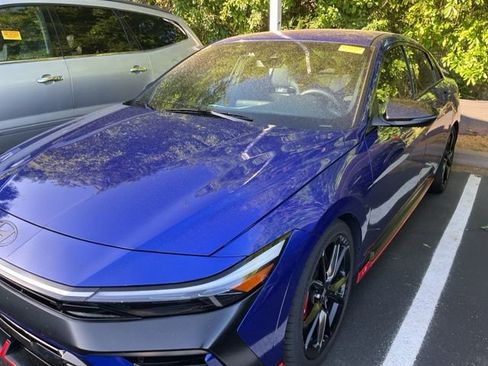 Used 2024 Hyundai Elantra N image 10