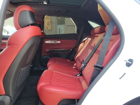 Used 2024 Genesis GV70 3.5T Sport w/ Sport Prestige Package image 13