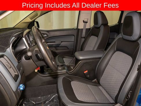 Used 2022 Chevrolet Colorado Z71 w/ Safety Package RWD image 10